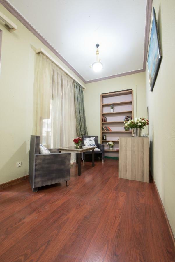 Votre Maison Γιερεβάν Εξωτερικό φωτογραφία